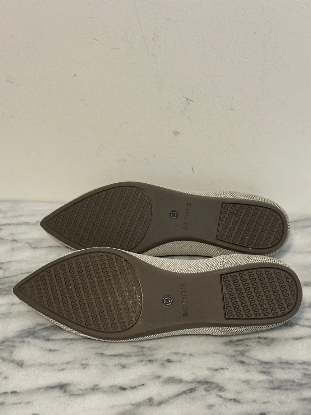 Rothy's Pointed Knit Flats in Light Gray with Blue Trim women’s sz 8.5